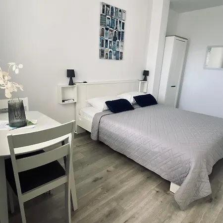 Apartmani Mila Starigrad Paklenica Exterior foto