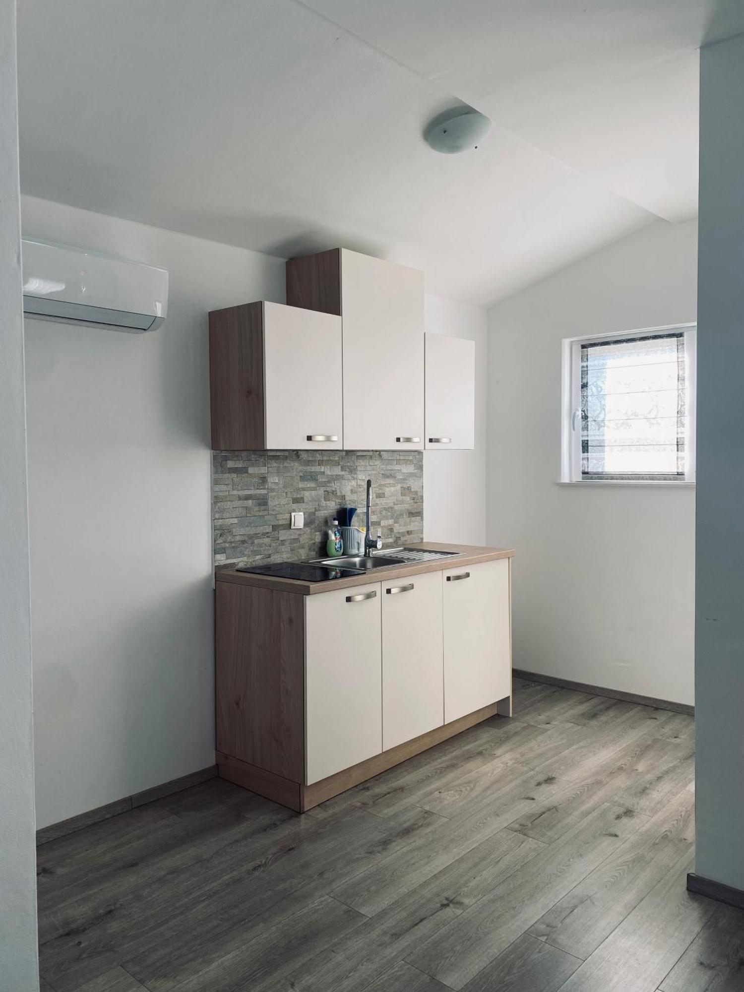 Mila Apartment *