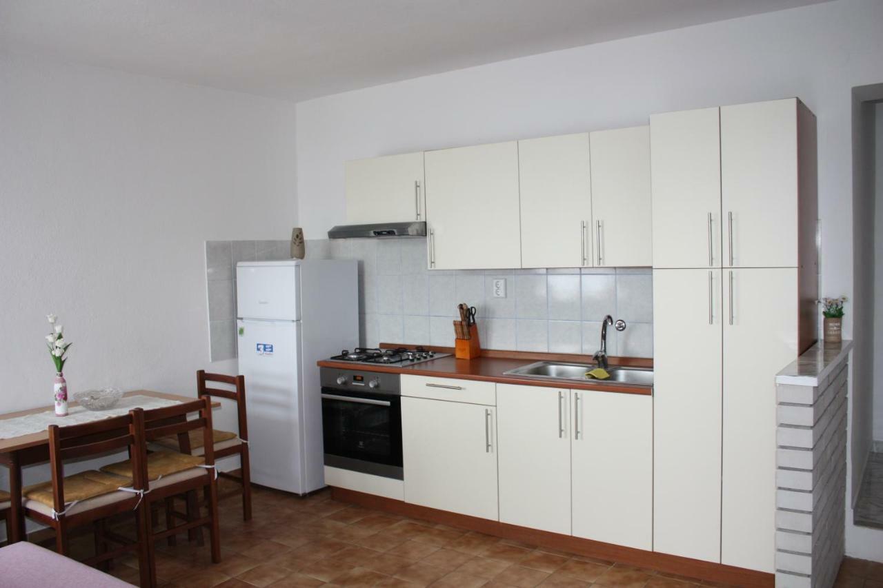 Mila Apartment *